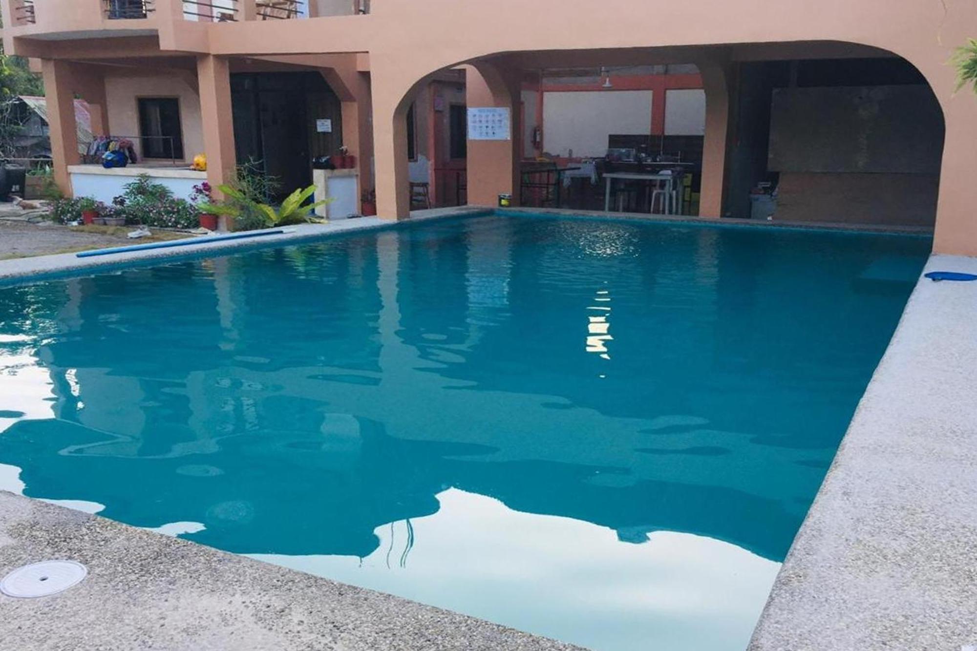 Larosa Hostel Bed&Breakfast Puerto Princesa Exterior foto